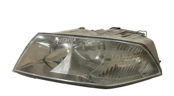 Skoda Octavia Mk2 (1Z) Headlight/headlamp