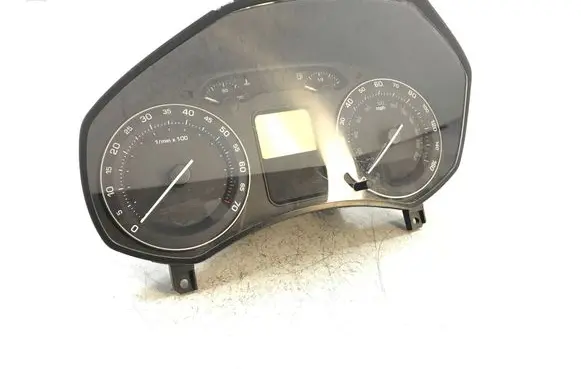Skoda Octavia Mk2 (1Z) Speedometer (instrument cluster) 1z0920912b K628