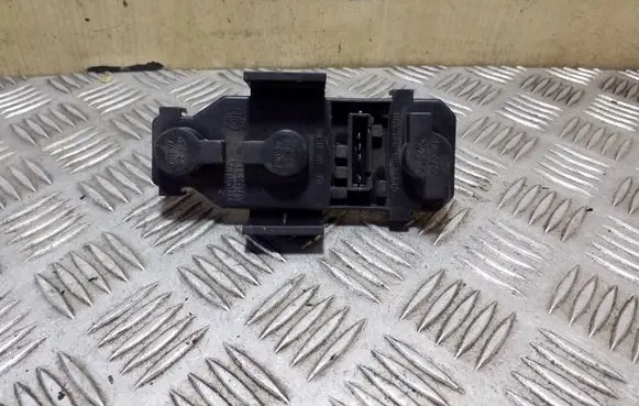 Audi A6 Allroad C5 Tail light bulb cover holder RFBL3158B