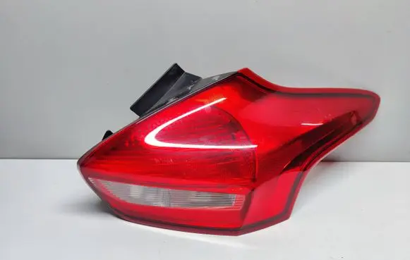 Ford Focus Rear/tail lights F1EB13404