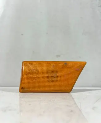 Audi 100 S4 C4 Front fender indicator light 015015 58890