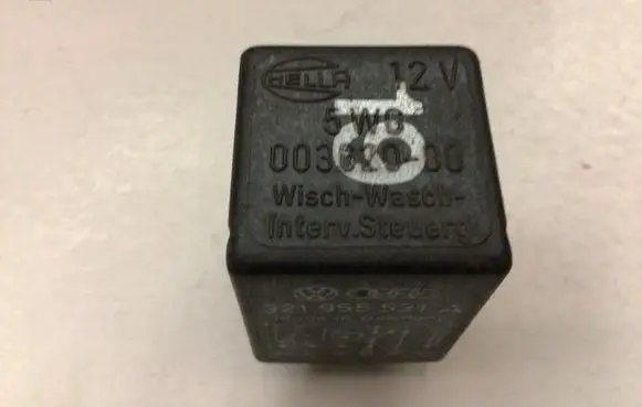 Volkswagen PASSAT B3 Other relay 321955531A