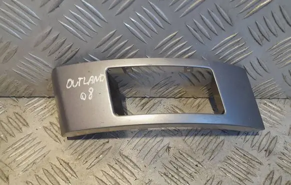 Mitsubishi Outlander Dash center air vent grill GN71114250