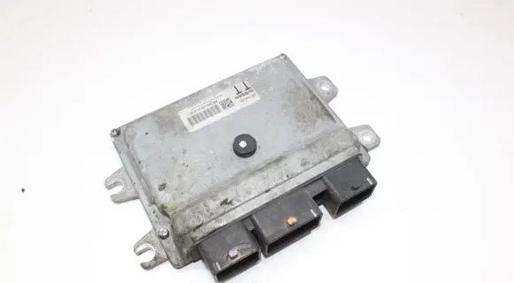 Nissan Qashqai Engine control unit/module MEC940220