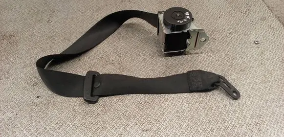 BMW 1 E81 E87 Rear seatbelt 