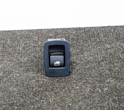 BMW 4 F32 F33 Electric window control switch 9208106