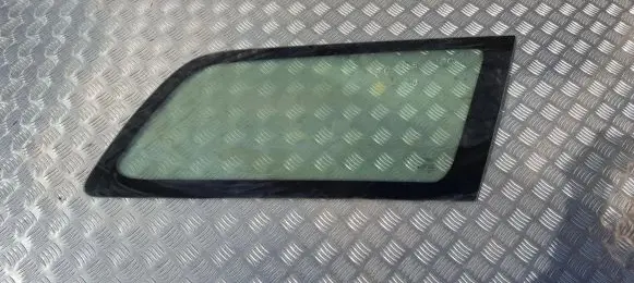 Ford Focus Rear side window