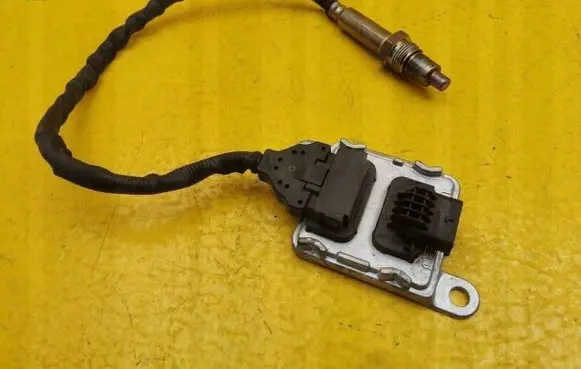 Mercedes-Benz E W213 Lambda probe sensor SNS1005 A3C0105750001 A0009058011