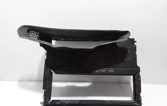 Renault Clio IV Intercooler air guide/duct channel 215592894R