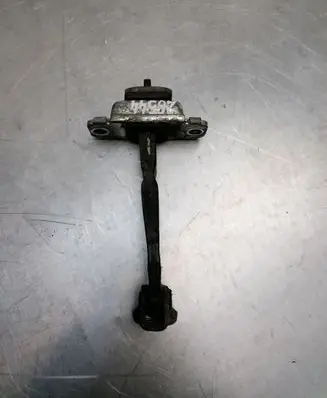 KIA Carens II Front door check strap stopper
