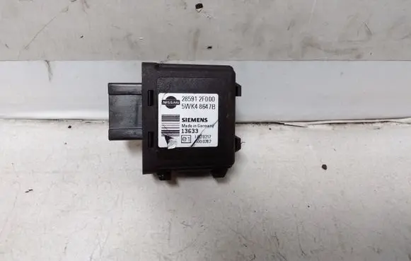 Nissan Juke I F15 Immobilizer control unit/module 285912F000 5WK48647B 13633