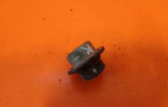 Honda FR-V Fuel pressure regulator 