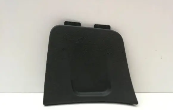Trunk/boot lower side trim panel
