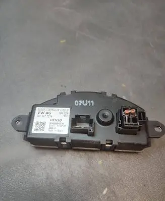 Volkswagen PASSAT B8 Heater fan/blower 3Q0907521A