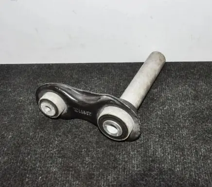 Rear upper control arm/wishbone