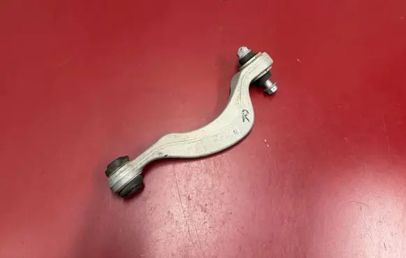 BMW X3 G01 Rear control arm 6871012 33326871012