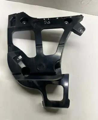 BMW X5 E70 Bumper support mounting bracket corner 