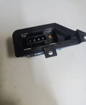 BMW 5 E34 Heater blower motor/fan resistor 9339010 B4305G6