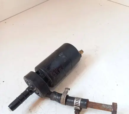 Opel Astra F Headlight washer pump 0392003452 90127502
