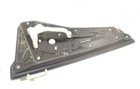 Land Rover Discovery 3 - LR3 Rear window lifting mechanism without motor CVH500020