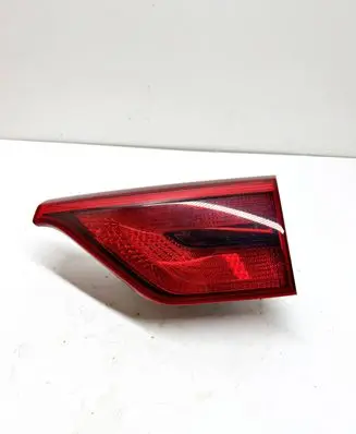 KIA Sportage Tailgate rear/tail lights 