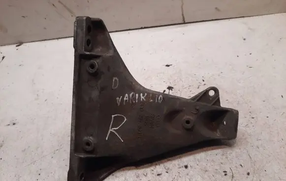 Volkswagen PASSAT B5 Engine mounting bracket 8D0199308