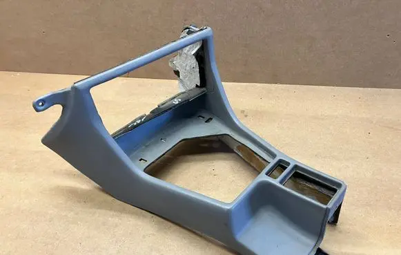 BMW 7 E32 Center console 