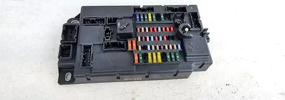 Mini One - Cooper Coupe R56 Fuse module 519306112 6135435373601 05342084