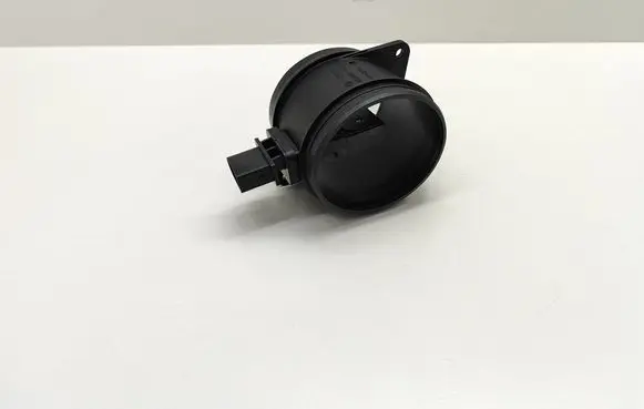 BMW 5 E60 E61 Mass air flow meter 0281006147 8509725