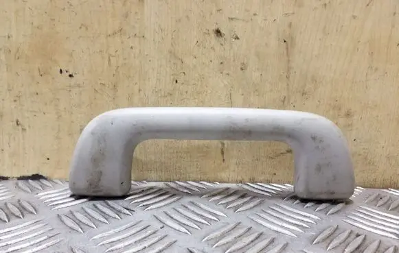 Toyota Auris 150 Front interior roof grab handle 6746838010