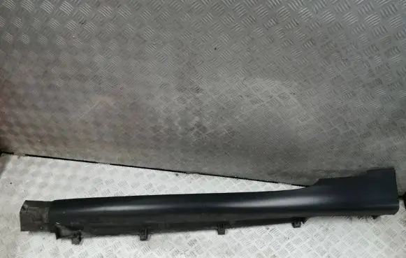 Opel Adam Front sill (body part) 13444847 300615796