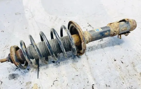 Volkswagen PASSAT B4 Front shock absorber/damper vne4576 vne-4576