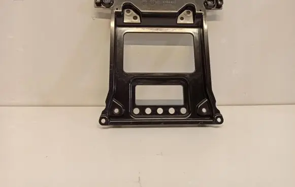 Volvo S90, V90 Bracket in trunk/boot 31417206