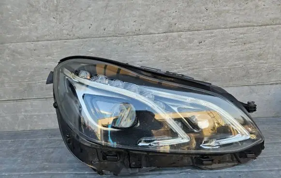 Mercedes-Benz E W212 Headlight/headlamp A2128205639 0150665500187577A
