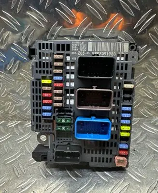 Citroen C4 II Picasso BSM Control unit 9807091980 BSMZ0501
