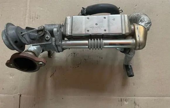 Mazda CX-5 EGR valve cooler R2AA20304 26K8A000015