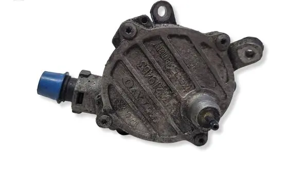 Volvo V70 Vacuum pump 31219463