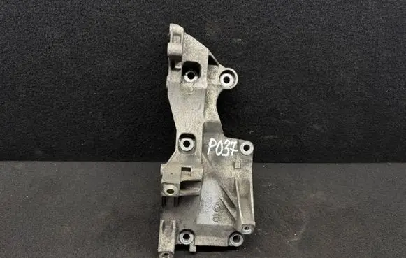 Volkswagen Polo Generator/alternator bracket 045903143E