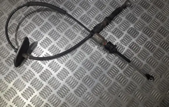 Mitsubishi Outlander Gear shift cable linkage