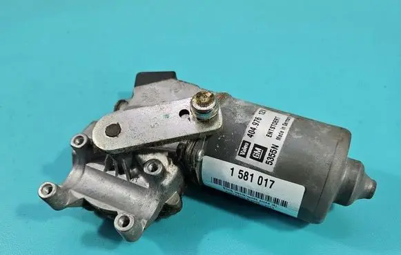 Opel Zafira B Wiper motor 404976 IMPRK1581017