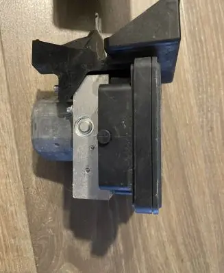 Mercedes-Benz GLA W156 ABS Pump A004311700