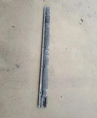 BMW X3 E83 Sill supporting ledge 