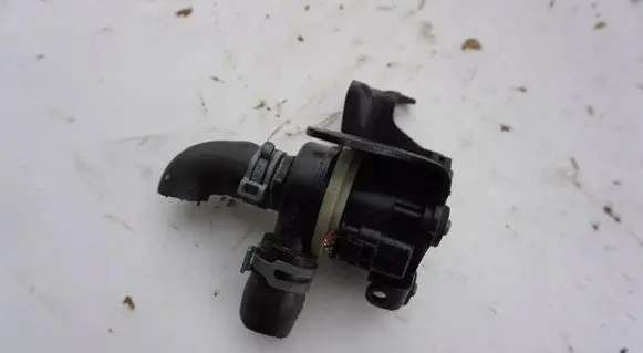 Audi A5 8T 8F Electric auxiliary coolant/water pump 059121012B