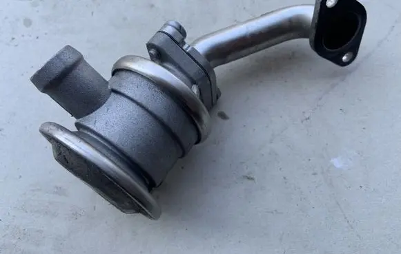 Audi A7 S7 4G EGR valve 079131101AJ 3071672657