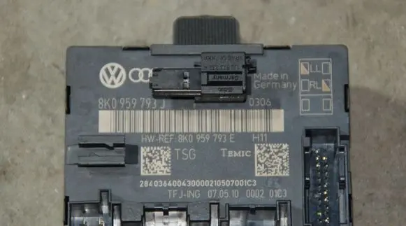 Audi A4 S4 B8 8K Door control unit/module 8K0959793E