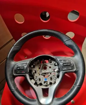 KIA Sportage Steering wheel 56100F1130SA1 1705261W DA0104958