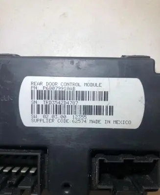 Chrysler Town u0026 Country V Sliding door control unit/module 68079910AB