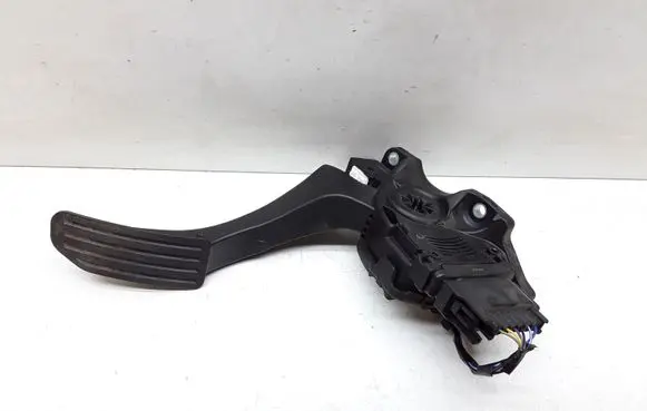 Volvo XC60 Accelerator throttle pedal 31329060