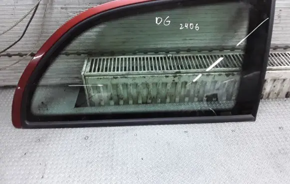 Skoda Octavia Mk1 (1U) Rear side window