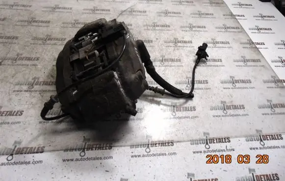 Mercedes-Benz S W220 Front brake caliper